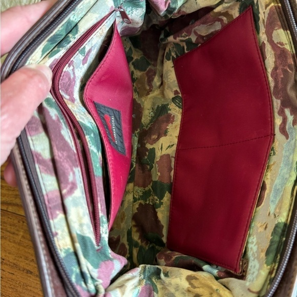 HOBO Brown Weathered Leather Significant Hardware Shoulder Bag - Picture 9 of 9